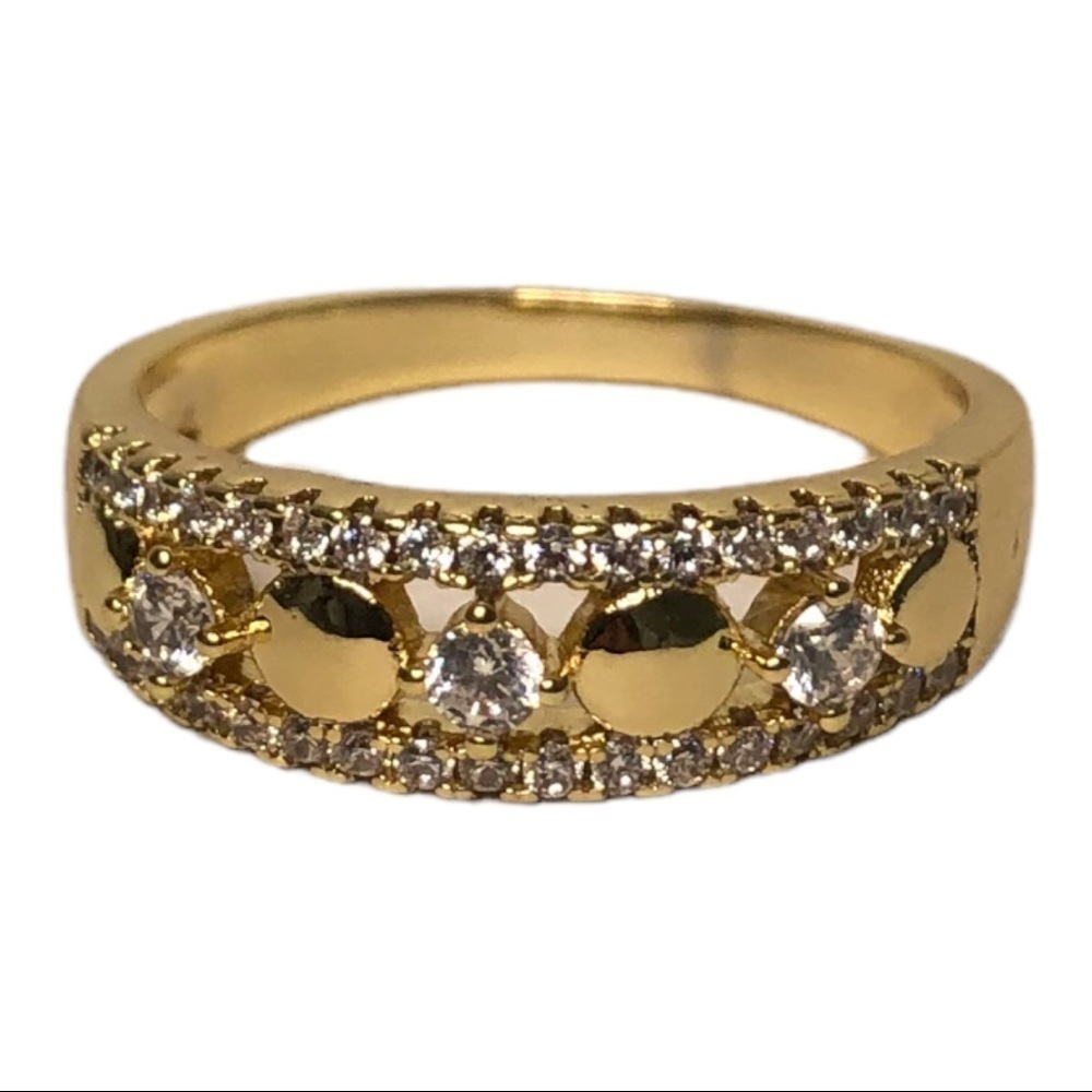 Gold princess style ring